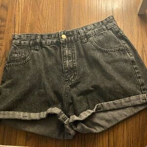 light wash black jean shorts